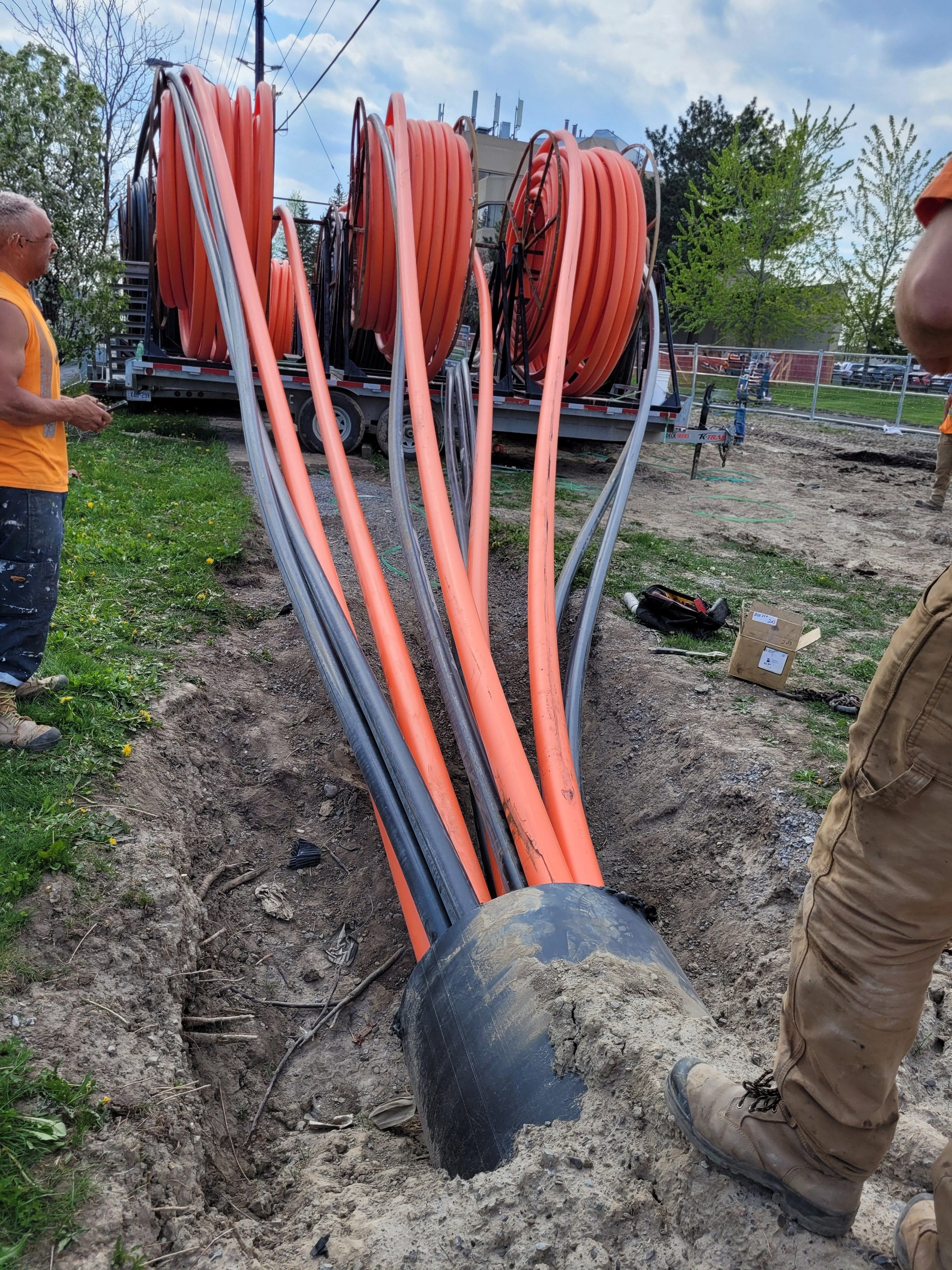 Directional drilling conduit installation